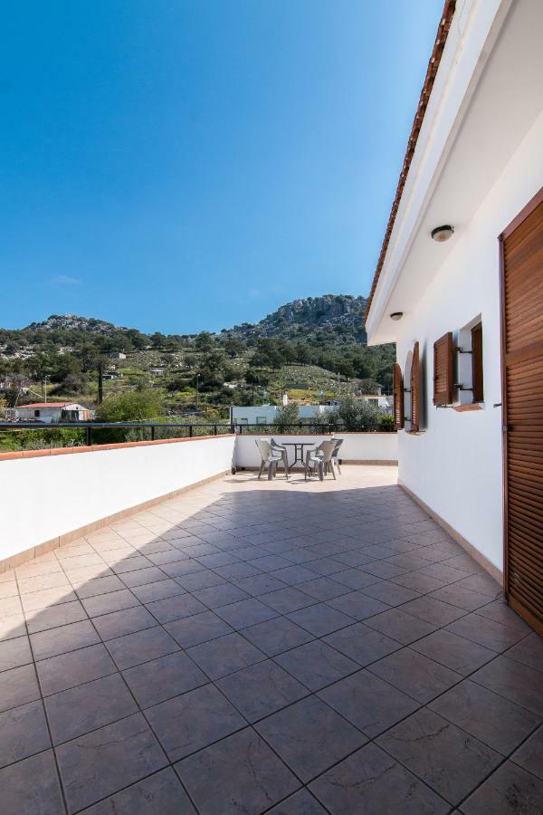 Villa Pylona Líndos Екстериор снимка