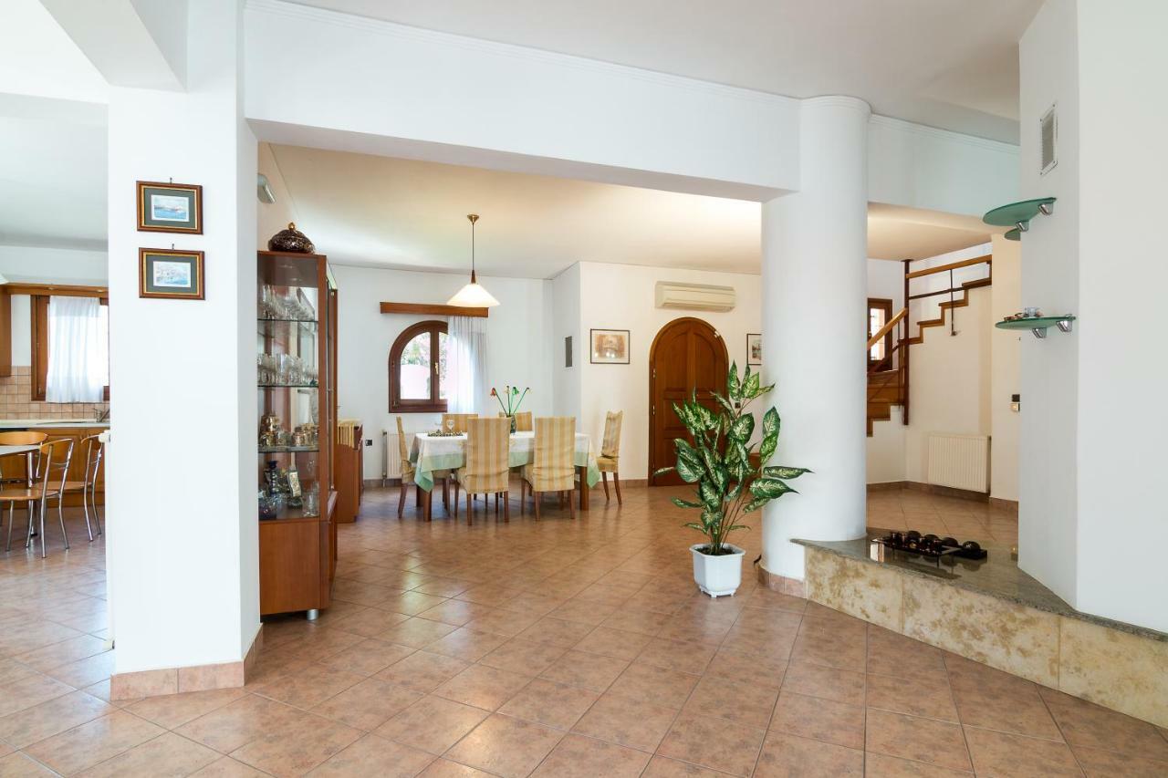 Villa Pylona Líndos Екстериор снимка